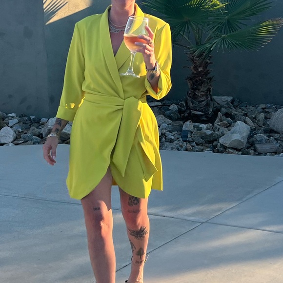 Zara Vibrant Yellow Wrap Blazer Dress - Picture 6 of 6